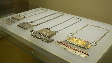 В Минске открылась выставка ювелирного искусства Султаната Оман