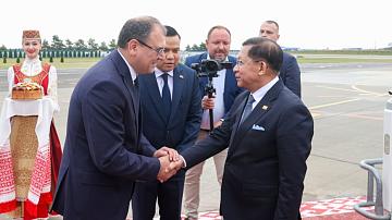 Президент Мьянмы Мин Аун Хлайн прибыл в Беларусь с официальным визитом