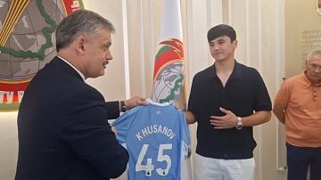Защитник «Манчестер Сити» приехал поблагодарить Беларусь