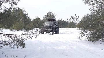 Артиллеристы проводят контрольные занятия с боевой стрельбой 