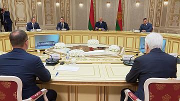 А. Лукашенко провёл встречу с губернатором Кемеровской области