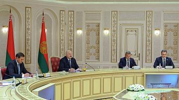 А. Лукашенко встретился с губернатором Тюменской области России А. Моором