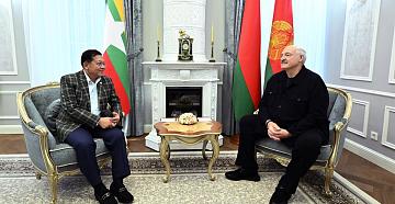 The presidents of Belarus and Myanmar had an informal meeting