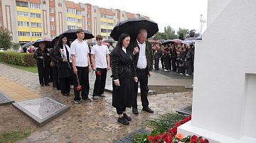 Тысячи белорусов посещают место бывшего концлагеря «Берёза-Картузская»