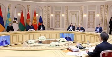 The President of Belarus called on the EAEU countries to create conditions for a peaceful life