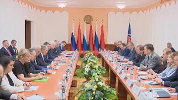 В Минске прошли переговоры глав МИД Беларуси и России
