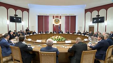 Коллективу МИД представили нового министра