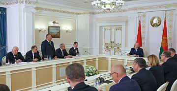 The President held a meeting with the leadership of the Council of Ministers