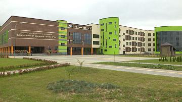 Новые школы встретили первых учеников