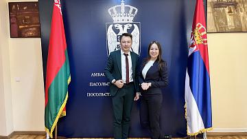 A friendly visit in gratitude for the help and mutual understanding!