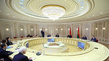 Президент Беларуси встретился с губернатором Мурманской области России