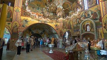 Медовый Спас отмечают православные верующие