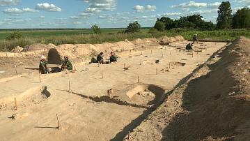 Archaeologists of Belarus and Russia exploring the cradle of Slavs in Gomel Oblast