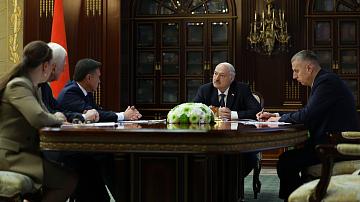 Президент Беларуси провёл встречу с губернатором Московской области России