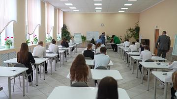 У абитуриентов — резервный день для испытаний