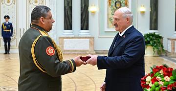 The President of Belarus presented state awards to distinguished representatives of various fields