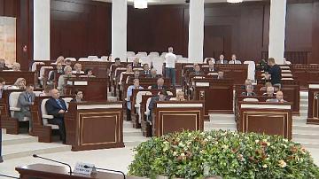 Депутаты приняли в двух чтениях законопроект об амнистии 