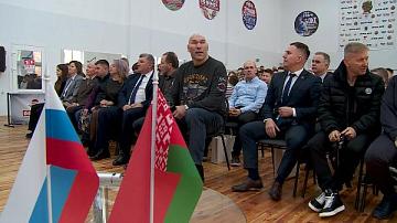 Н. Валуев провёл встречу с юными жителями Брестской области