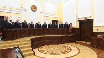 Конституционный суд принял послание Президенту и Национальному собранию