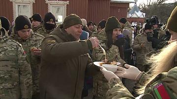 Представительницы БСЖ подготовили масленичный сюрприз для военнослужащих 