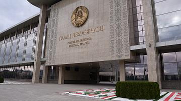 The President congratulated the commanders, personnel and veterans of the Border Guard Service on their professional holiday