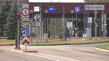 Latvia opens border with Belarus 