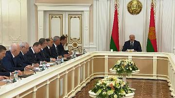 Президент провёл совещание по ситуации с ценами