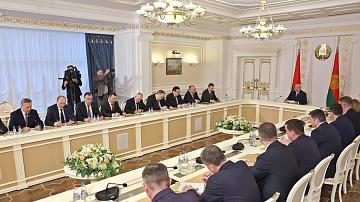 А. Лукашенко поручил ещё раз детально изучить проект создания в Беларуси нового образовательного центра