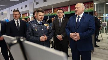 Президент Беларуси Александр Лукашенко принял участие во Всебелорусском слёте студенческих отрядов