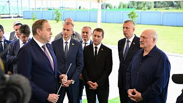 Президент в Оршанском районе обсудил сотрудничество с Узбекистаном 