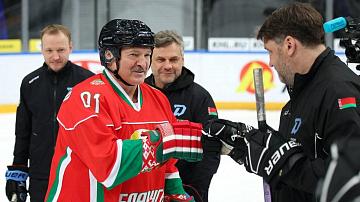 А. Лукашенко дал советы игрокам «Динамо-Минск» перед продолжением игр в КХЛ