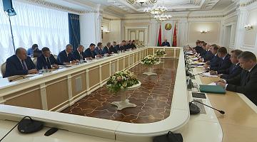 АКЦЕНТЫ ДНЯ