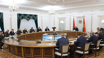 Охрана границы и безопасность – тема совещания у Президента
