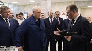 Президент с рабочей поездкой посетил Минскую область