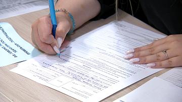 Первые студенты зачислены в региональные вузы Беларуси