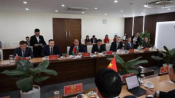 Belarus and Vietnam discuss economic and security projects