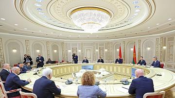 Президент провёл встречу с губернатором Калининградской области