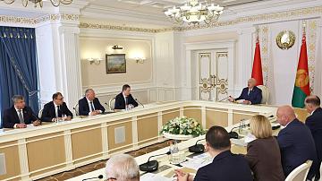 Чувствительные вопросы — на совещании Президента с правительством