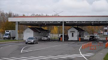 В пункте пропуска «Каменный Лог» простаивают большегрузы с товаром