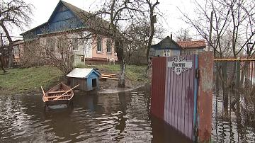 Весенние паводки привели к подтоплениям в регионах