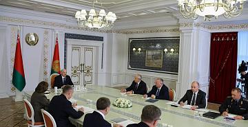 The President of Belarus convened a meeting to discuss issues related to licensing certain types of activities