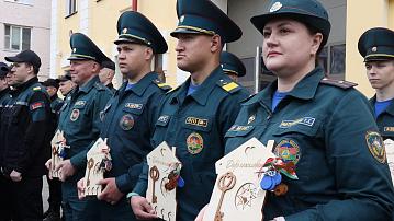 In Polotsk, Ministry of Emergencies' employees received keys to rental apartments