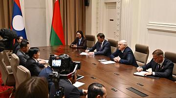 На полях саммита ШОС А. Лукашенко провёл встречу с Президентом Лаоса