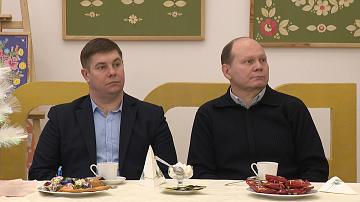 Participants in the "Christmas Meeting" discussed family values