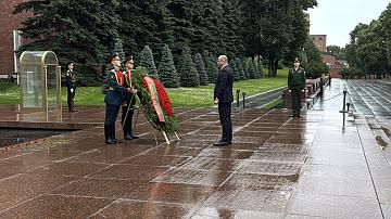 A wreath was laid at the Eternal Flame in Moscow on the occasion of the Independence Day of Belarus