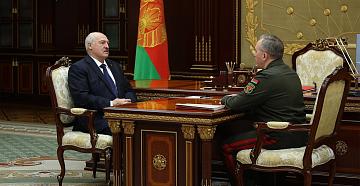 Aleksandr Lukashenko received a report from the Minister of Defense