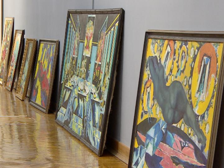 Национальный художественный музей представит «космические» полотна Кищенко