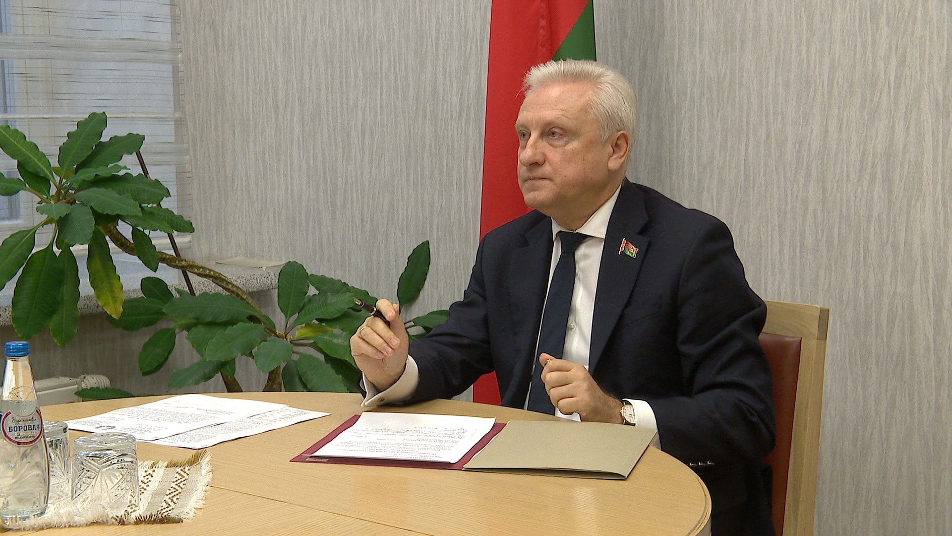 Белорусские сенаторы проводят личные приёмы граждан