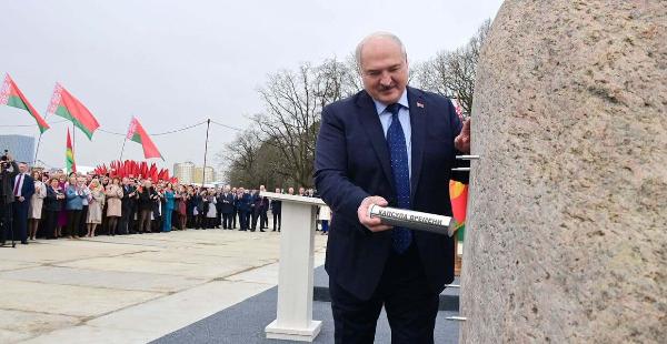 A. Lukashenko laid a capsule at the construction site of a city hospital in Grodno