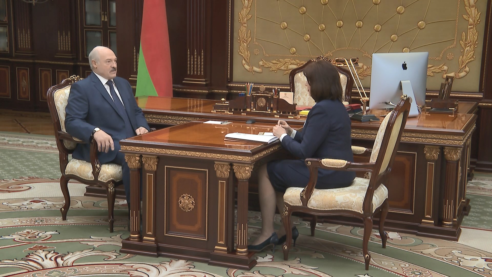 Лукашенко провёл рабочую встречу с  председателем Совета Республики НС